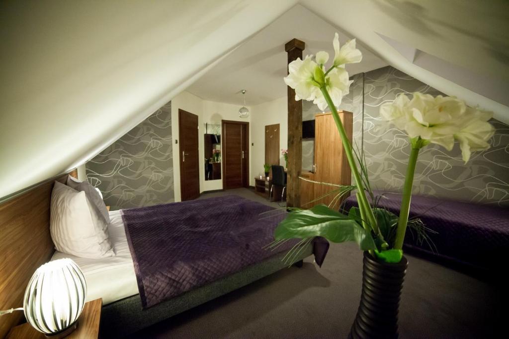 Gosciniec Nad Goplem Hotel Grodztwo Room photo